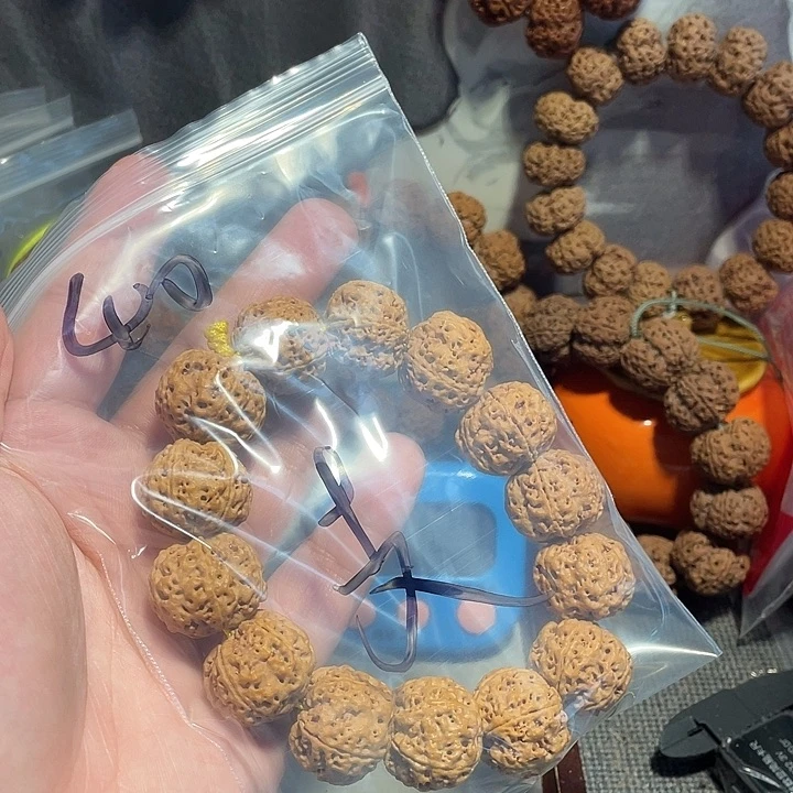 支***灿手串金刚菩提蜂王