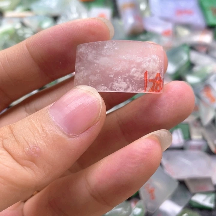 定制翡翠未镶嵌天然缅甸翡翠