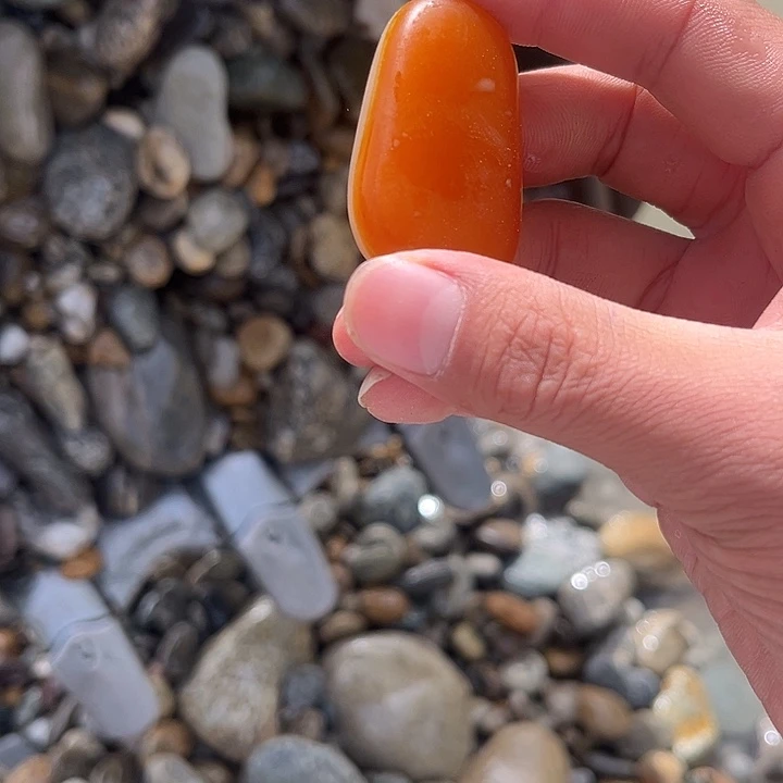 圆润饱满吊坠手把