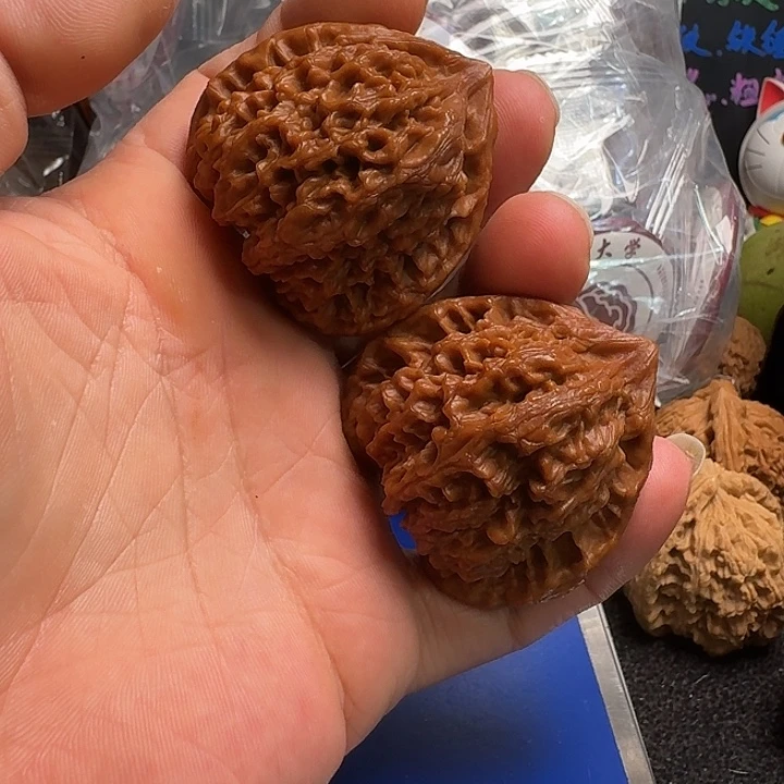 张***妞把件文玩核桃哈哈哈