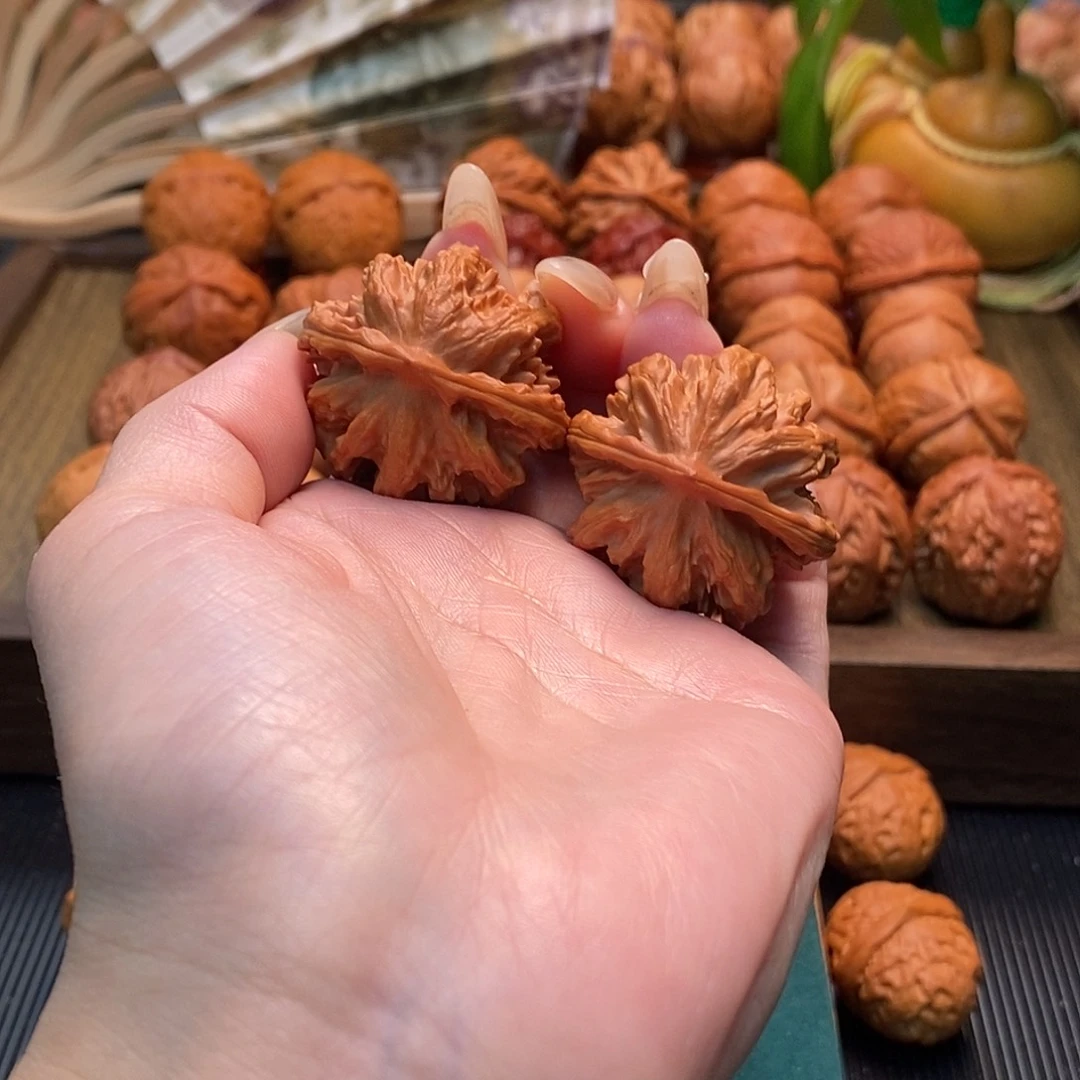 真***心文玩核桃吊坠火焰纹八棱