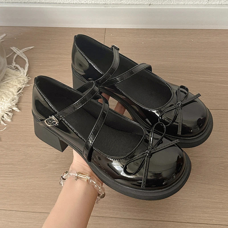 2025夏季新法式一字扣玛丽珍小皮鞋女款中跟JK日系学院风浅口单鞋