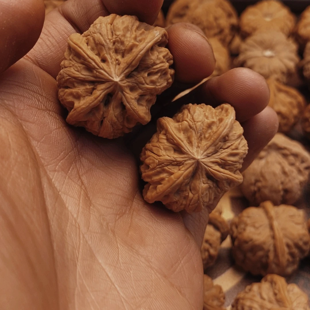 把件文玩核桃37尺寸全品玉化石四棱