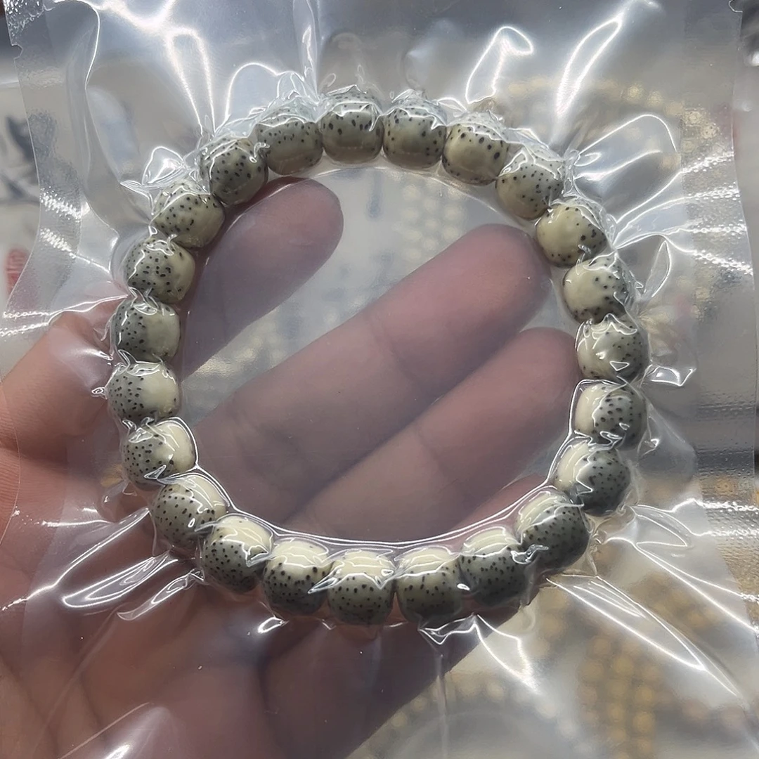 手串星月菩提卡10绿背河豚