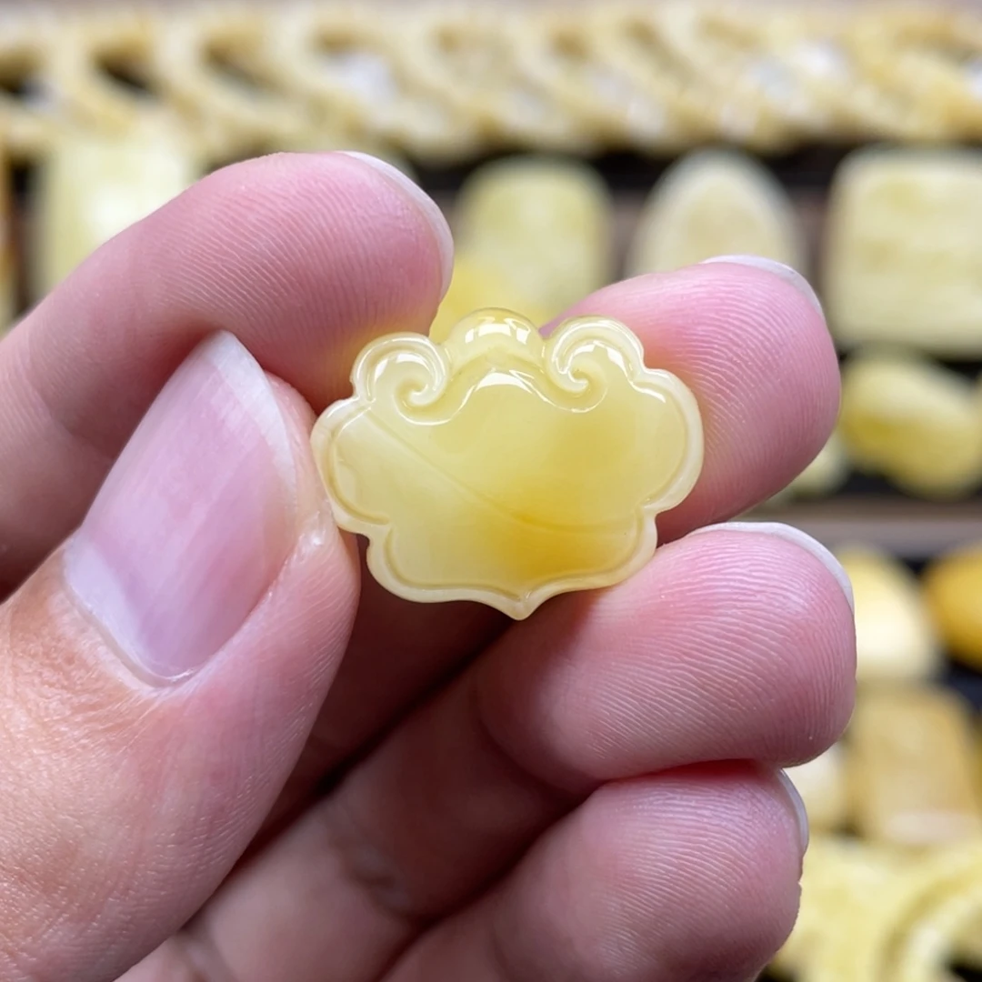 琥珀未镶嵌裸石琥珀蜜蜡