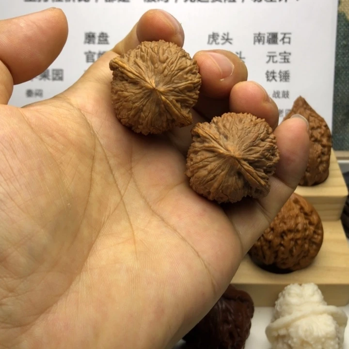 把件文玩核桃野生不知名，边35