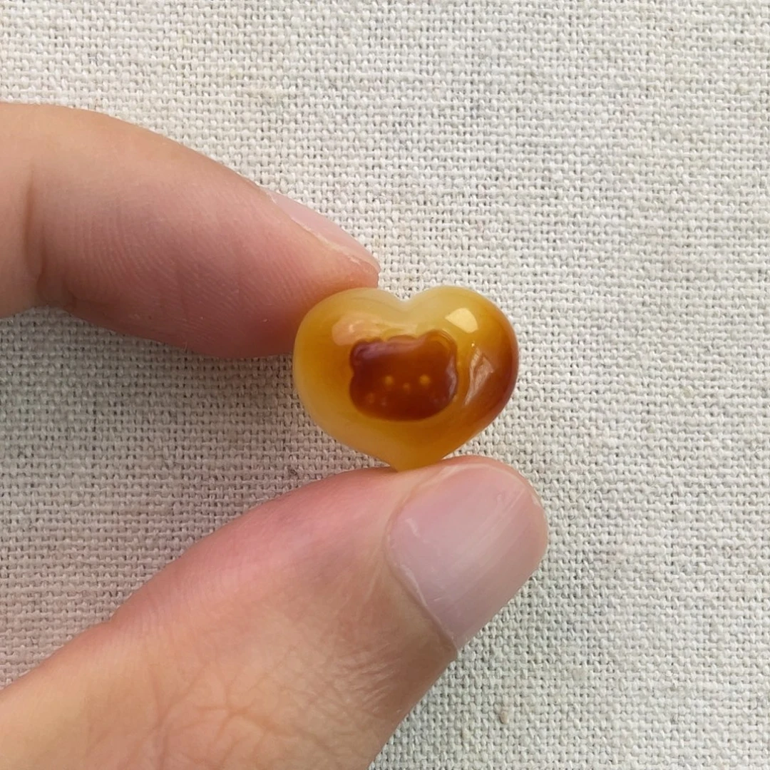 绾***Q琥珀未镶嵌珠宝奇石小熊爱心