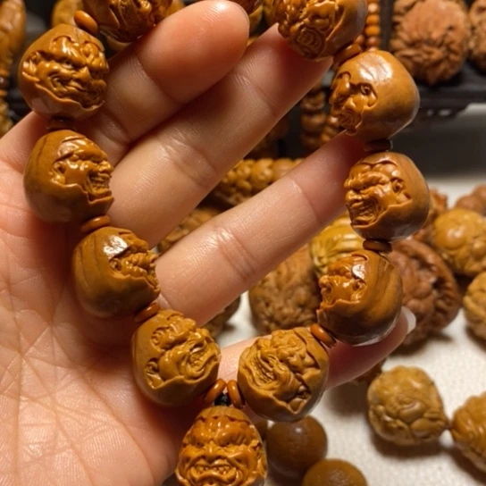 橄榄核吊坠包衣恶僧