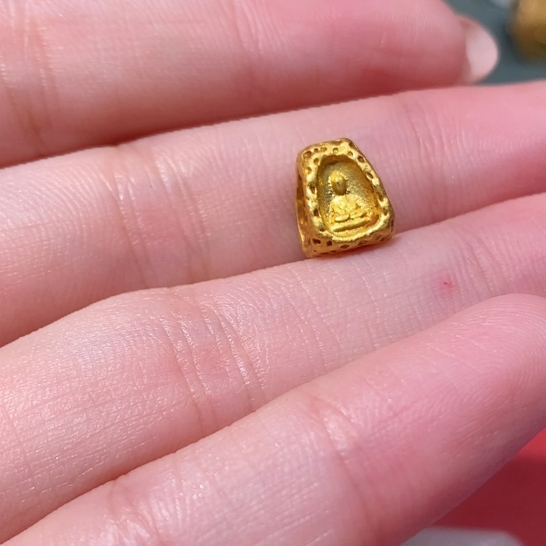 金****和田玉（糖玉）未镶嵌挂件