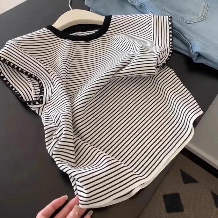 韩系黑白条纹正肩小飞袖T恤女2025夏季别致减龄时尚百搭背心上衣