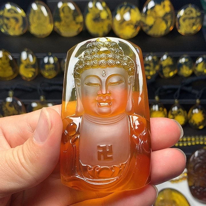琥珀未镶嵌颈饰一,心向佛