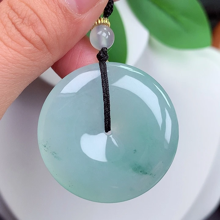 颈饰未镶嵌翡翠平安扣 35.2x5.8mm