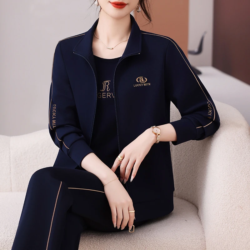 中年妈妈秋装外套大码减龄中老年女春秋新款时尚显瘦运动服套装棉