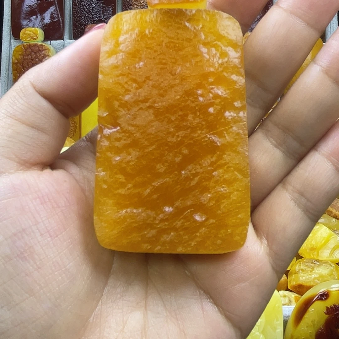 定制琥珀未镶嵌96899989999