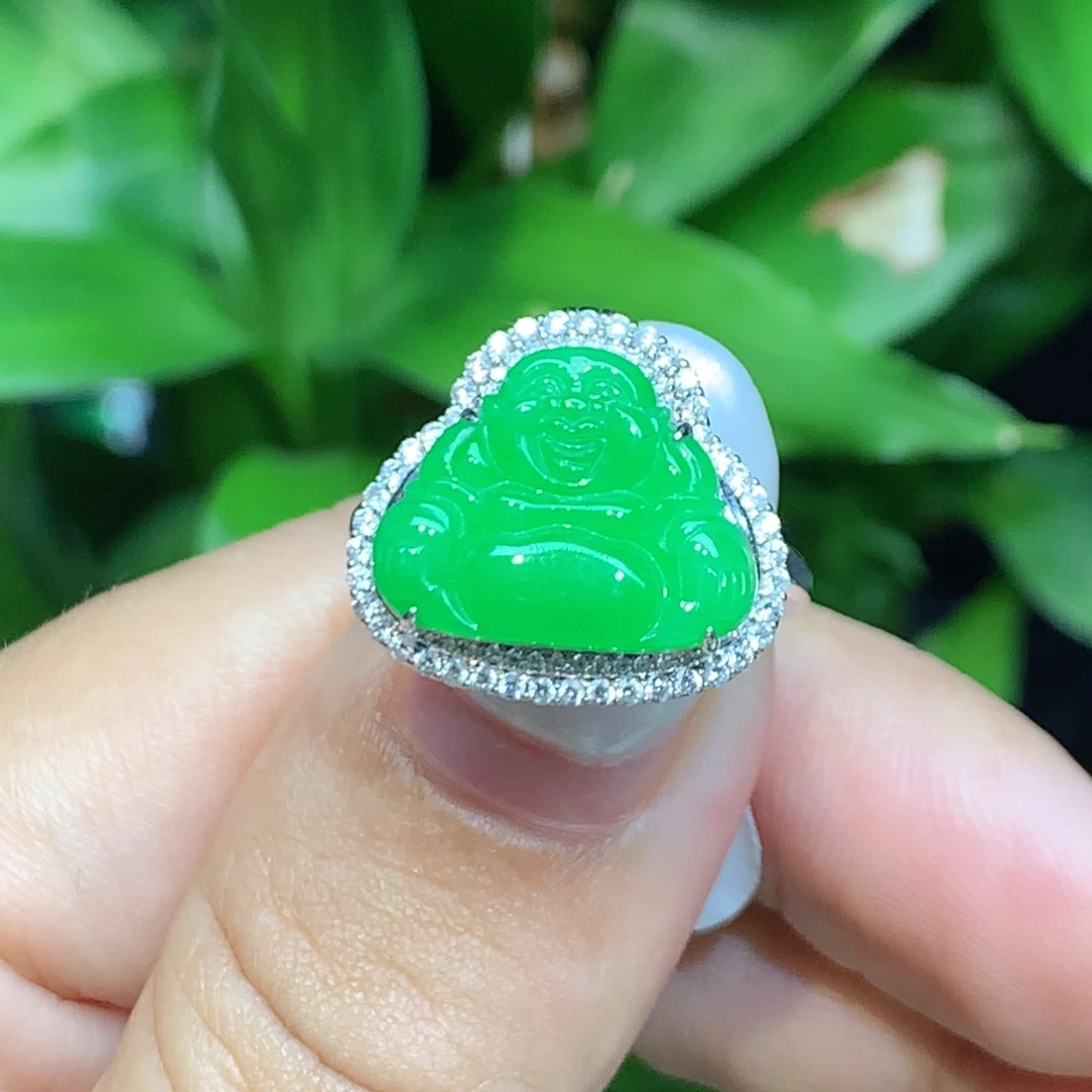 翡翠18K金镶嵌戒指