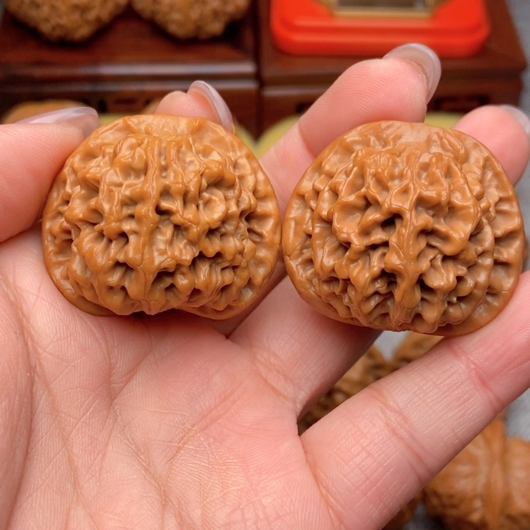 吉***祥把件文玩核桃毕业秦闷37.8全