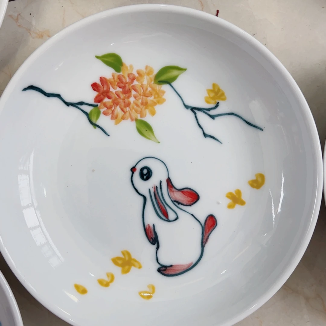 景德镇陶瓷手工手绘制作