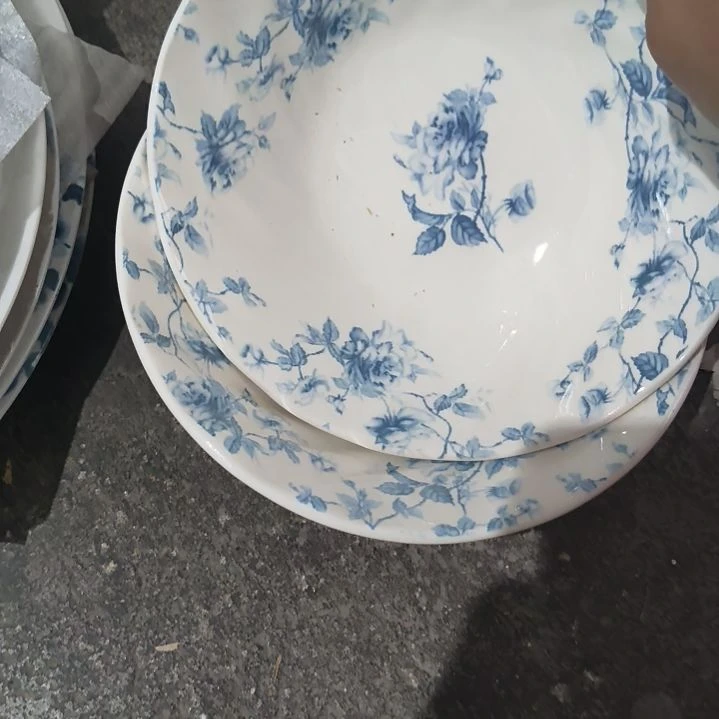 陶瓷盘子碗啥都有