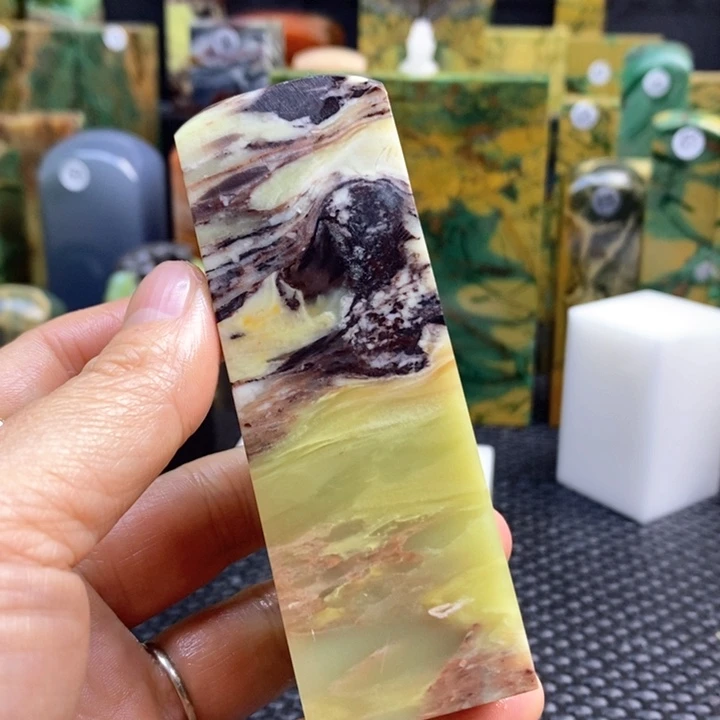 四川石八*青田石印章石