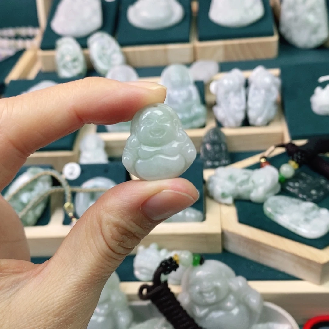 翡翠颈饰未镶嵌芳*佛公迷你