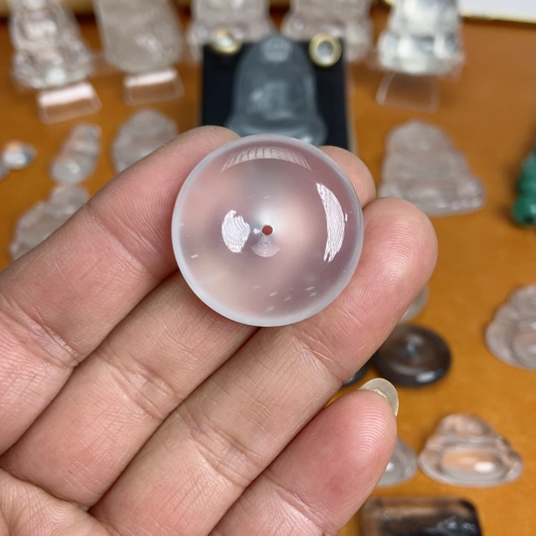 石英质玉吊坠未镶嵌