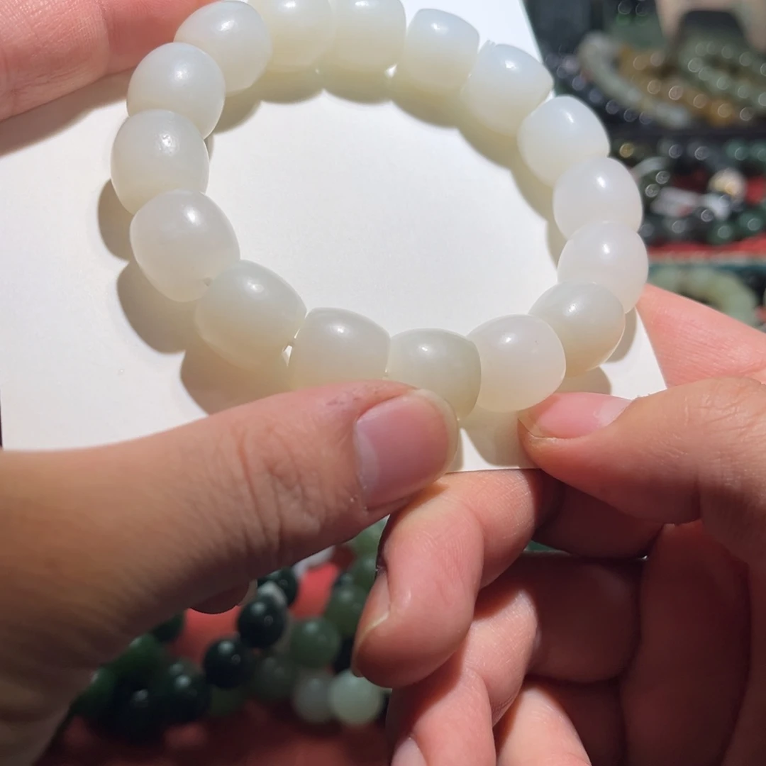 和田玉未镶嵌手链