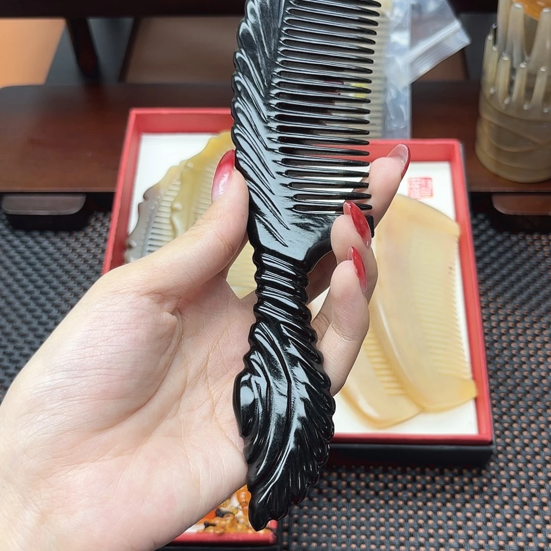 手工制作纯牛角梳子