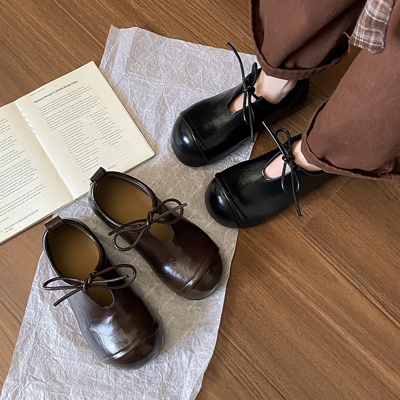 系带镂空圆头舒适玛丽珍鞋2025新款复古平底两穿皮鞋内增高单鞋