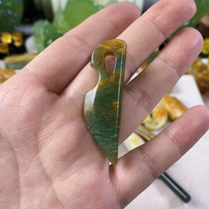 未镶嵌和田玉挂件