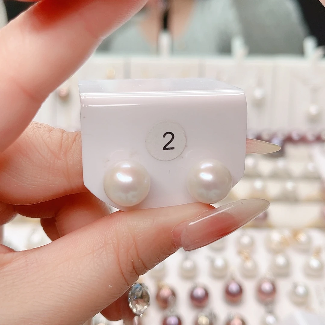 淡水珍珠吊坠(赠链)合金