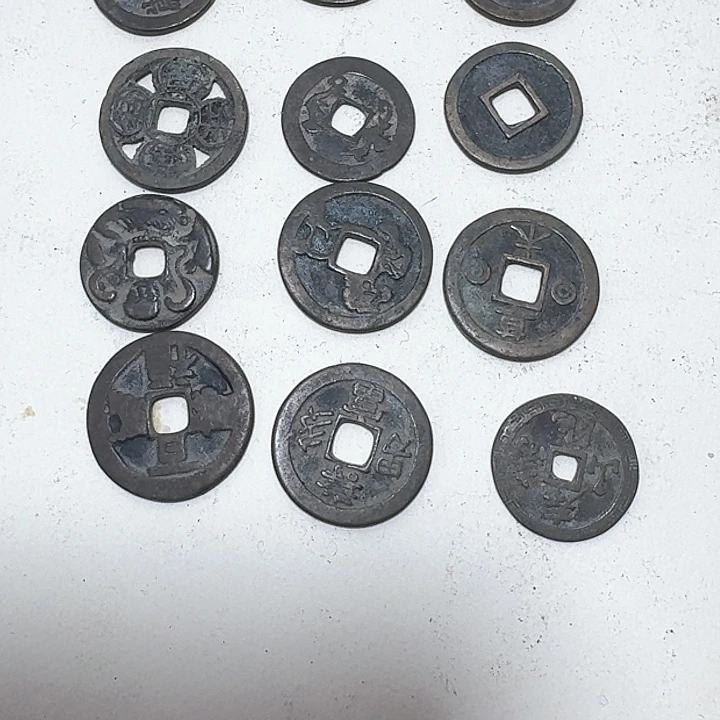 铜越**来现代工艺品花钱