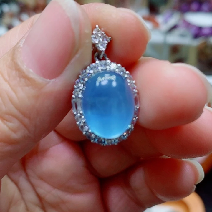 未镶嵌颈饰水晶水晶