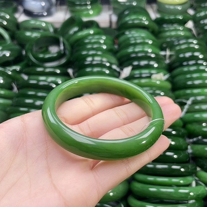 未镶嵌手镯和田玉（碧玉）