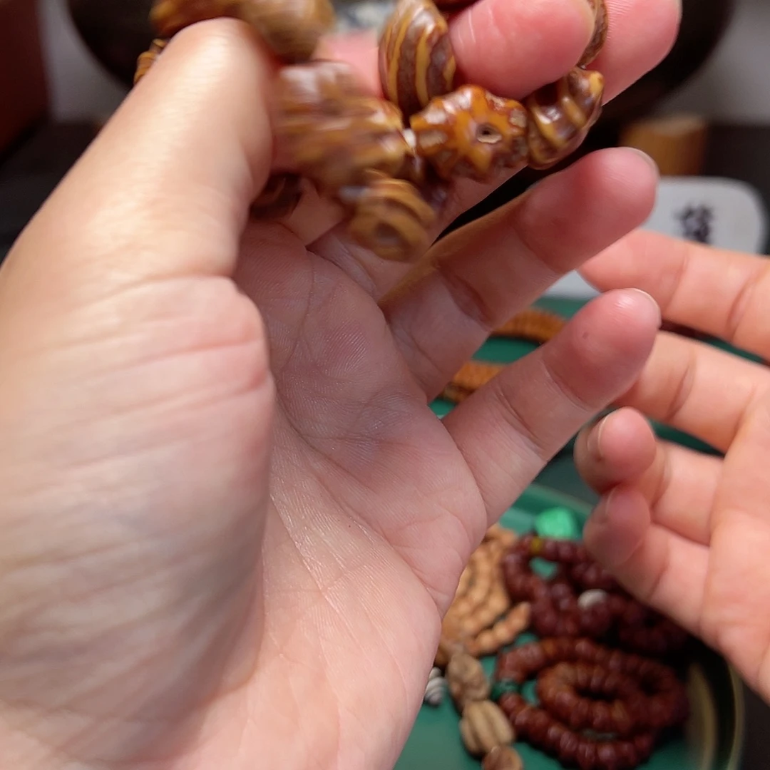 柏香籽/百香籽吊坠67.7