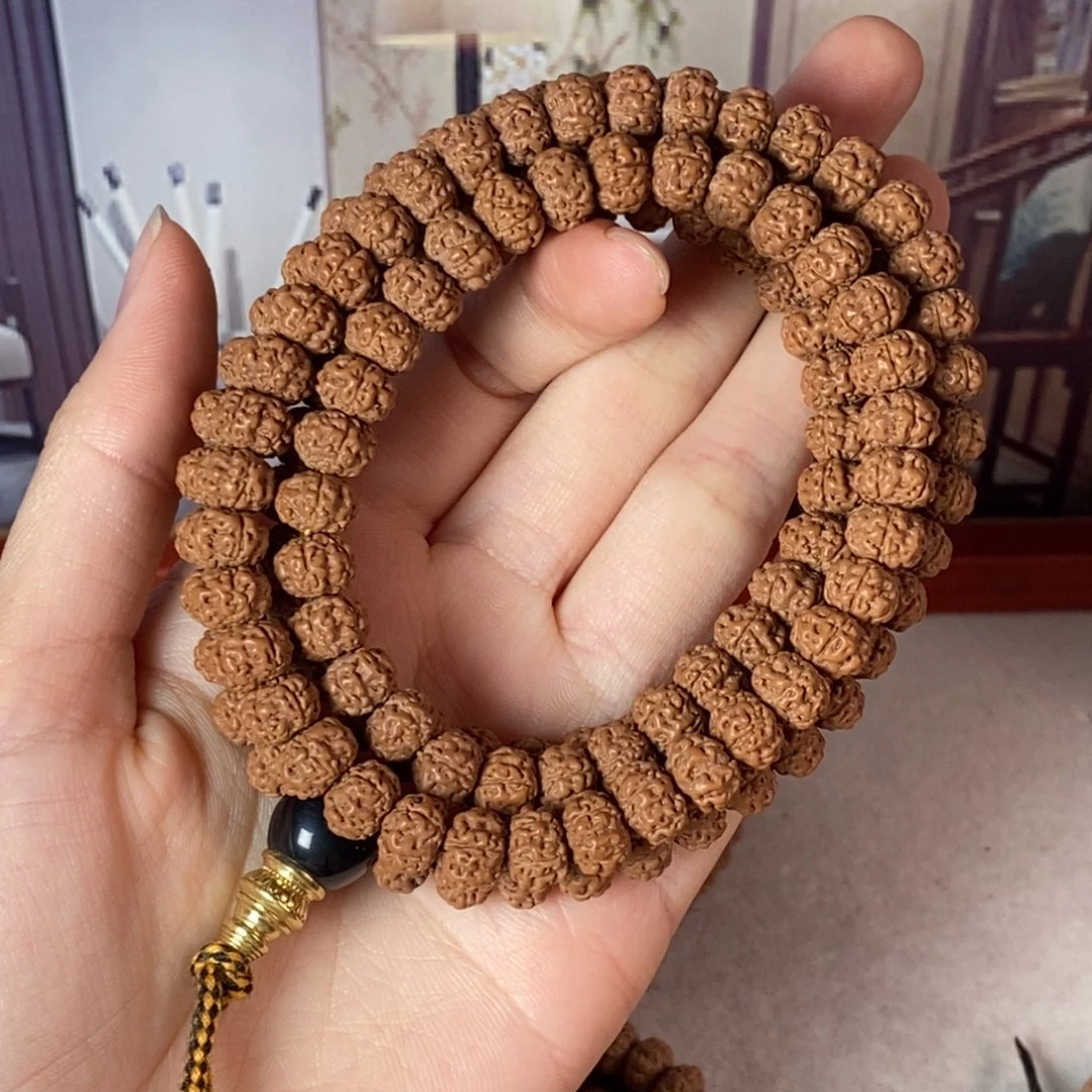 吊坠金刚菩提4号灭霸满分卡9左右