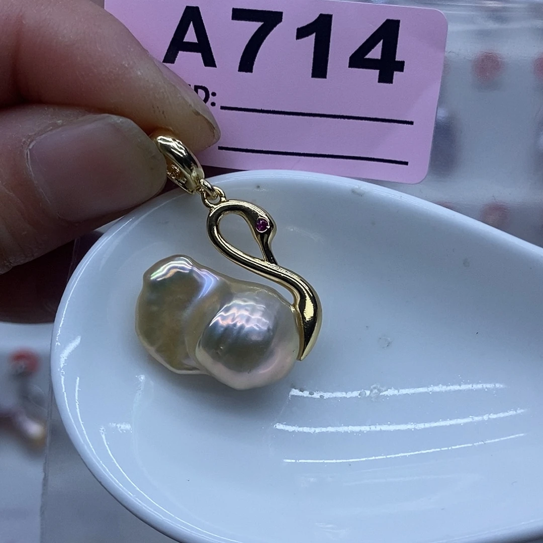 未镶嵌淡水珍珠颈饰