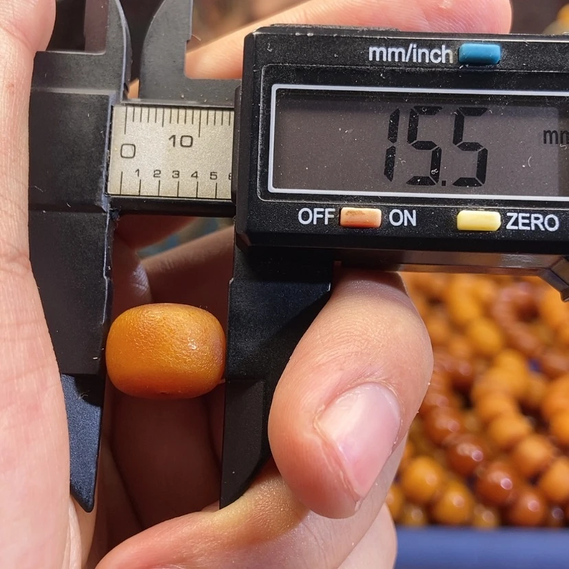 【闪购商品】蜜蜡未镶嵌珠宝奇石