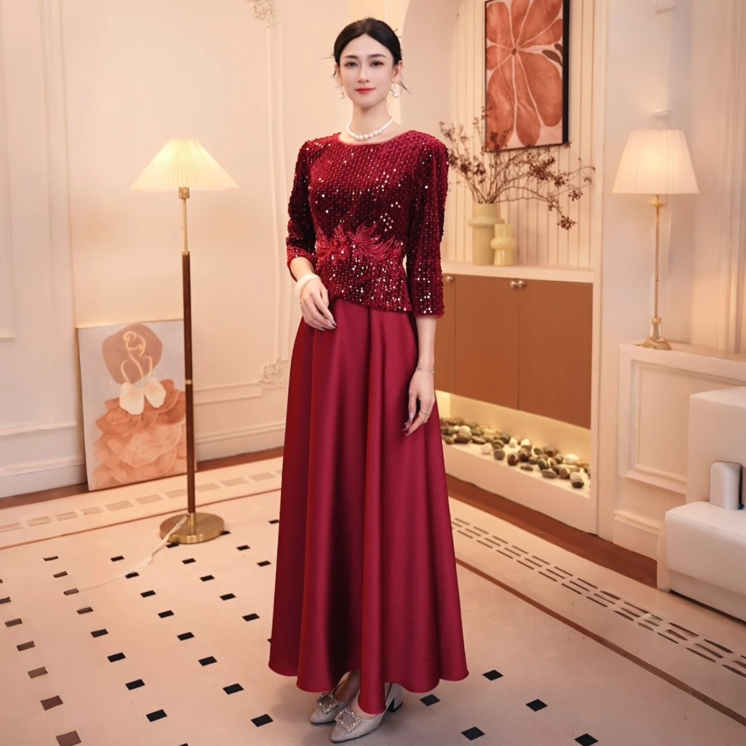 年轻版喜婆婆装婚宴装2025新款秋季喜妈妈婚礼服宴会结婚连衣裙