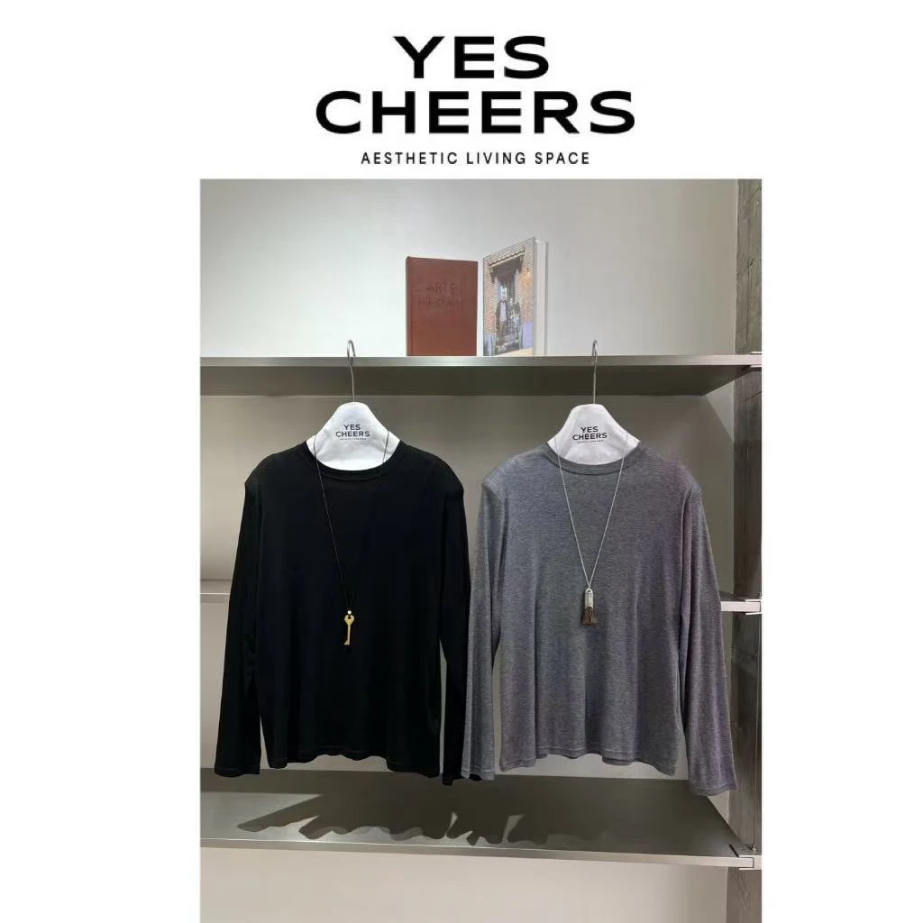 悦是YESCHEERS【黑马垫肩T】长袖垫肩打底T 8189