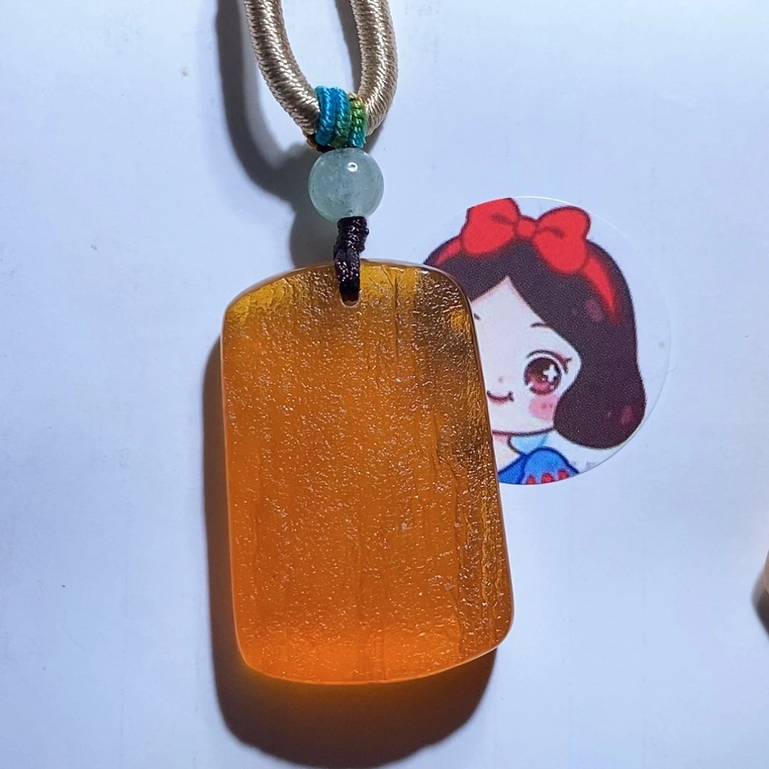 未镶嵌琥珀珠宝奇石
