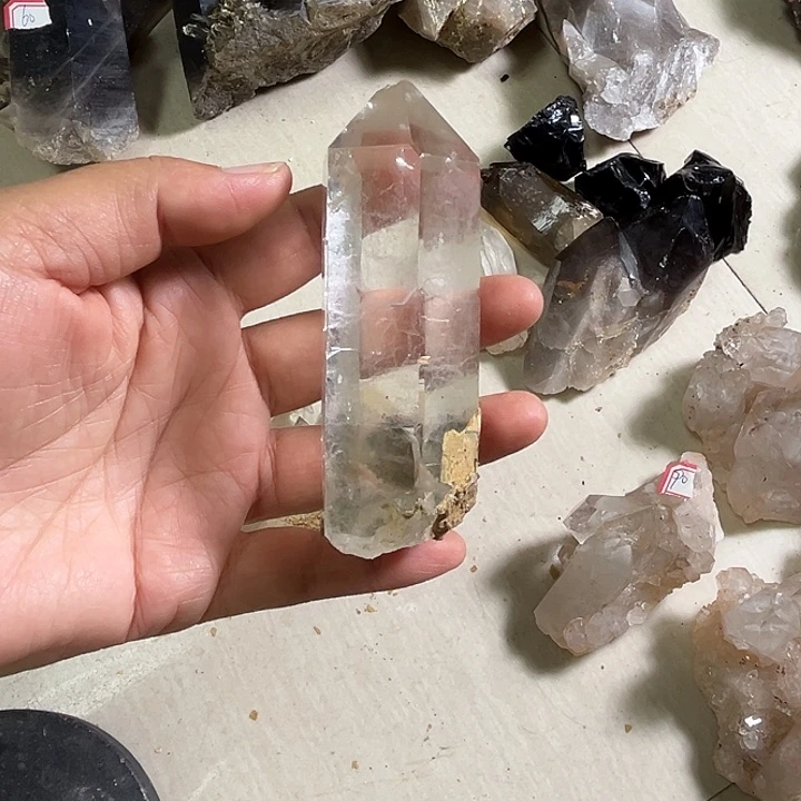 某***9未镶嵌珠宝半成品水晶