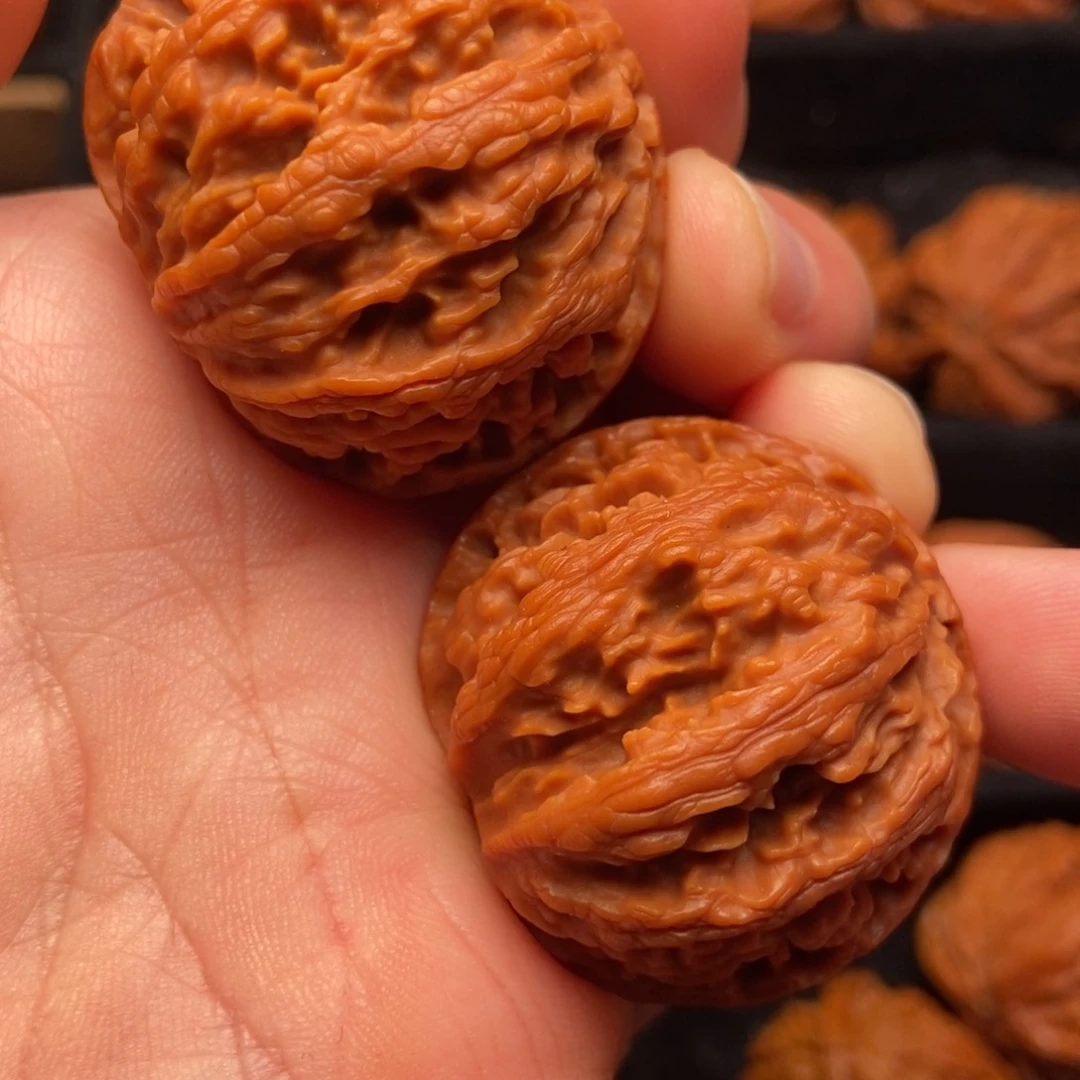 文玩核桃把件秦岭山脉核桃