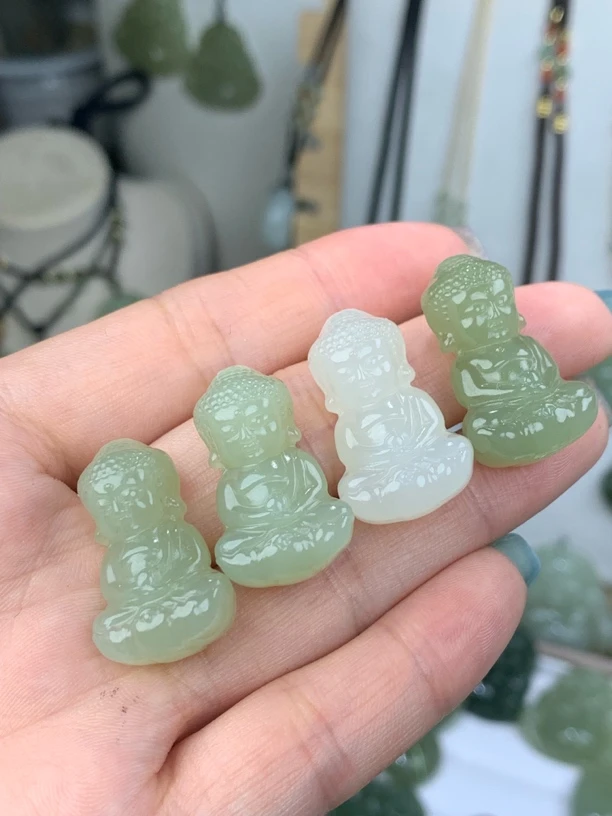 保真正品和田玉宝宝佛吊坠立体双面雕工男女款时尚弥勒佛玉坠项链