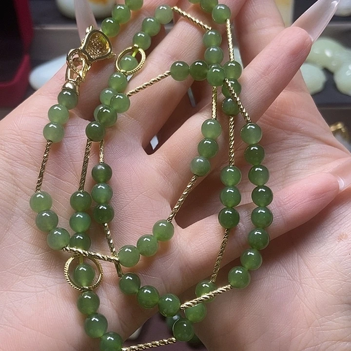 和田玉未镶嵌项链