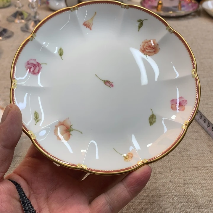 金瓷阁家的美丽瓷器