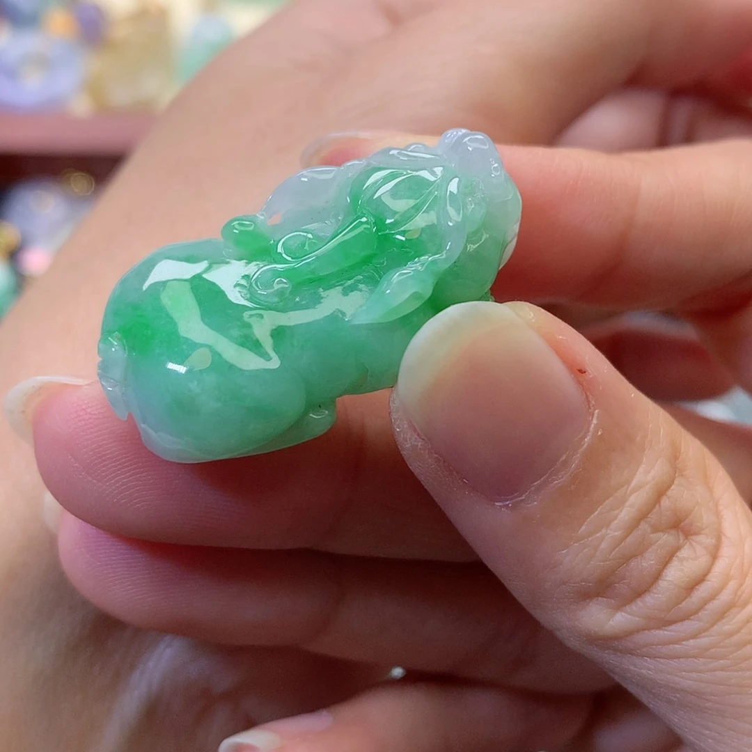 【闪购商品】吊坠(不含链)未镶嵌翡翠