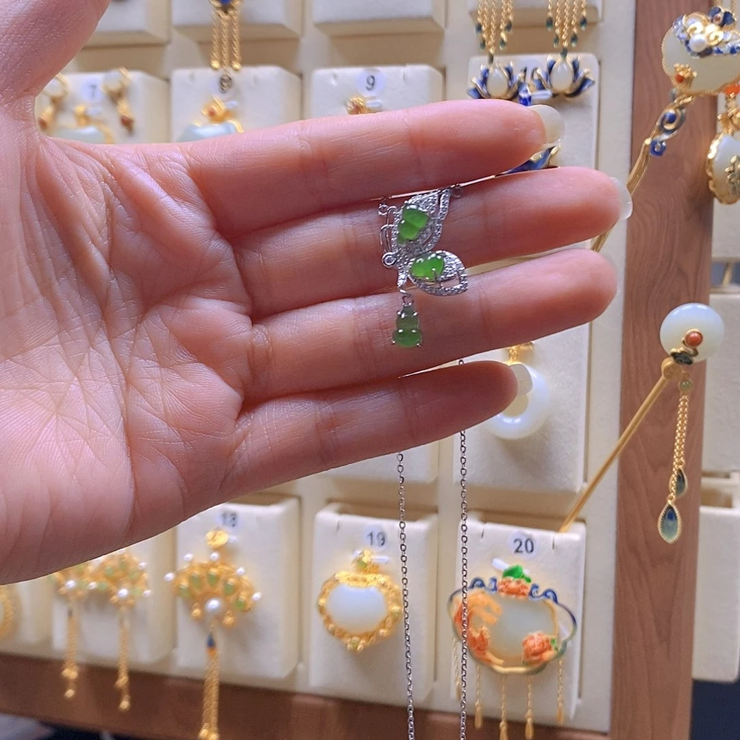 和田玉银S925镶嵌颈饰