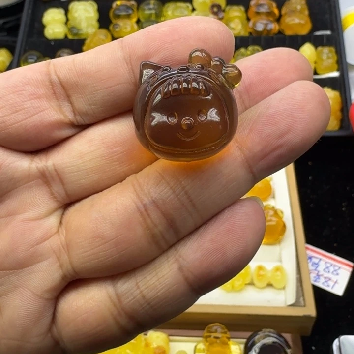 琥珀未镶嵌颈饰多妹头