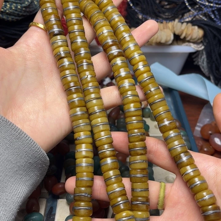 颈饰玻璃7236 牛骨一条