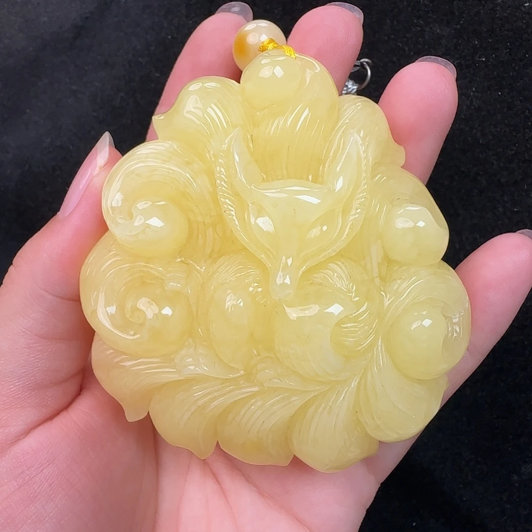 蜜蜡未镶嵌珠宝奇石